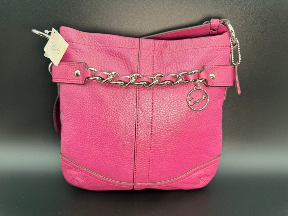 Vintage Coach F19722 Crossbody Bag Women's Pink Pebbled Leather Chain Detail